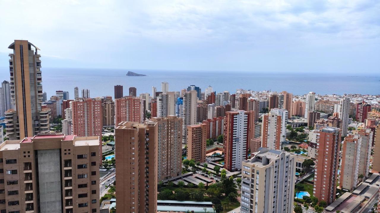 Las Vistas Que Te Mereces - Impresionante Planta 35 Apartment Benidorm Luaran gambar