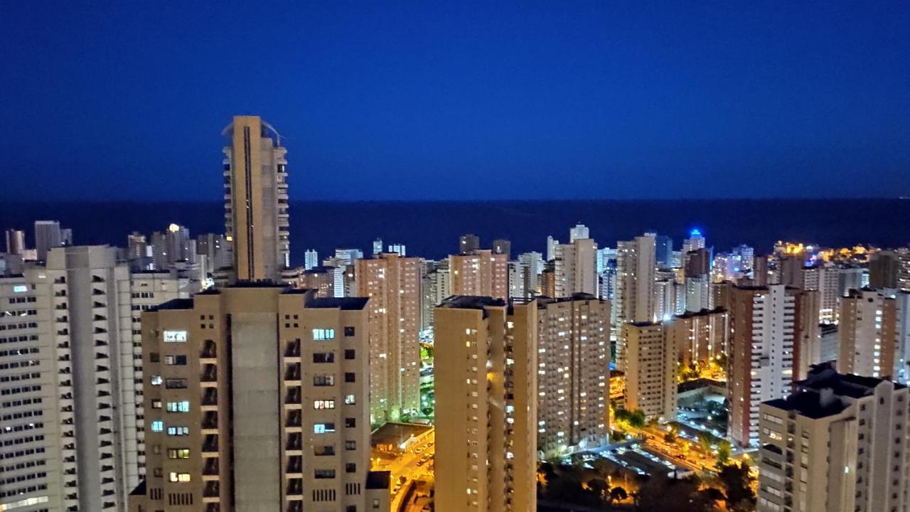 Las Vistas Que Te Mereces - Impresionante Planta 35 Apartment Benidorm Luaran gambar